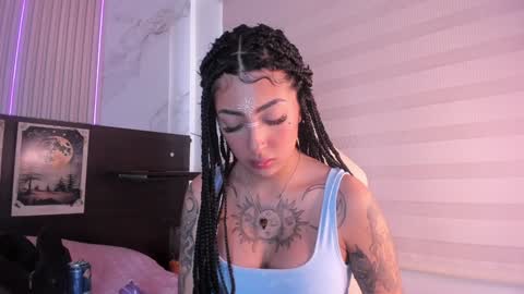 insta miss nickeloo online show from 01.28.25