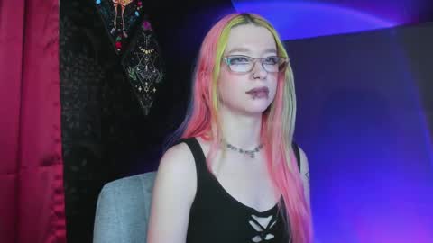 Mistress Nikki Vill online show from 02.26.25
