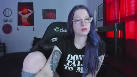 Mistress Nikki Vill online show from 02.18.26