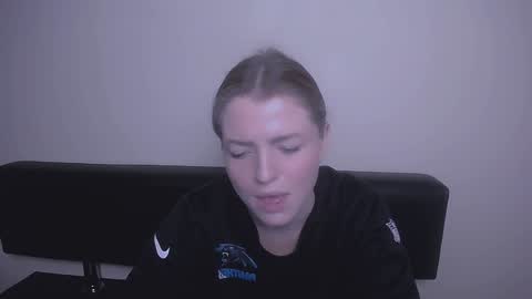 Snapshot of missoliviaa_ chatting on 12.03.24 Olivia online show from 12.03.24