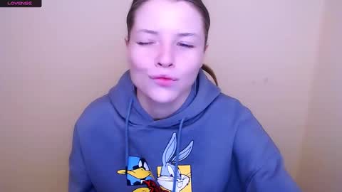 Snapshot of missoliviaa_ chatting on 01.29.25 Olivia online show from 01.29.25