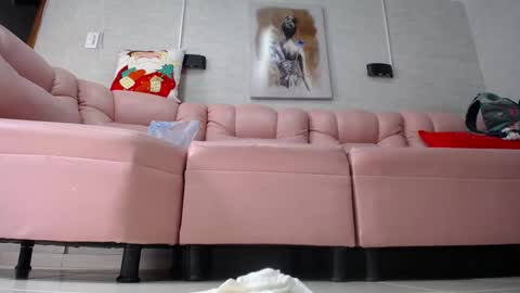 Penelope online show from 12.04.24