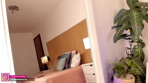 Emma Prada online show from 10.15.25