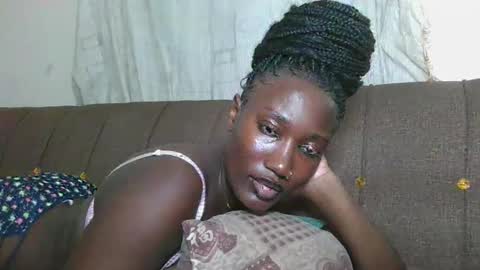 Snapshot of missprettygal chatting on 10.23.25 pretty gal online show from 10.23.25