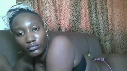 pretty gal online show from 11.23.25