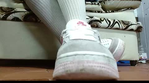 Snapshot of misssam28 chatting on 09.24.25 TELL ME MISS online show from 09.24.25