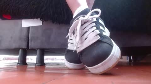 Snapshot of misssam28 chatting on 11.20.25 TELL ME MISS online show from 11.20.25