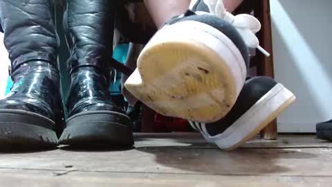 Snapshot of misssam28 chatting on 02.11.26 TELL ME MISS online show from 02.11.26