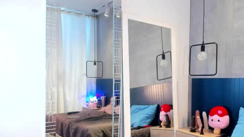 victoria  online show from 02.24.26