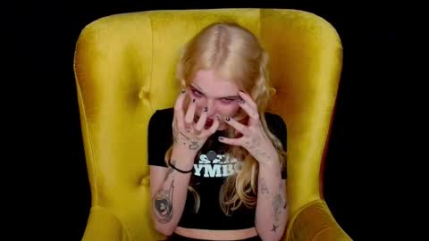 Misss Lola Angel online show from 09.15.25