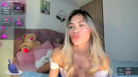 ... Independent model online show from 02.06.26