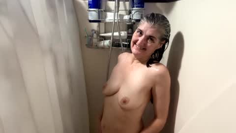 Snapshot of missspooky chatting on 01.24.25 Miss Spooky Silverstacker online show from 01.24.25