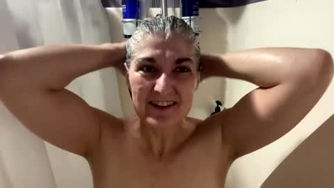 Snapshot of missspooky chatting on 02.03.25 Miss Spooky Silverstacker online show from 02.03.25