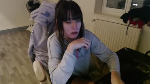Snapshot of missthon chatting on 12.25.24 missthon online show from 12.25.24