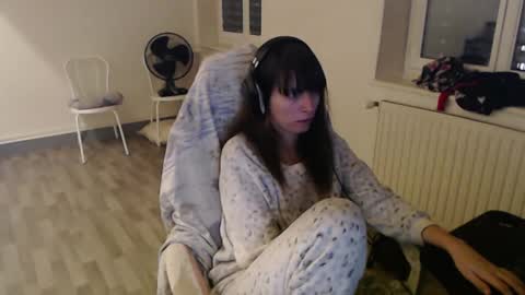 Snapshot of missthon chatting on 01.03.25 missthon online show from 01.03.25