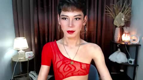 Snapshot of misstransstella69 chatting on 09.12.25 Stella online show from 09.12.25