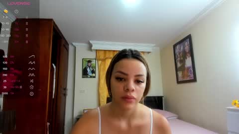 missvalery1 online show from 01.17.25