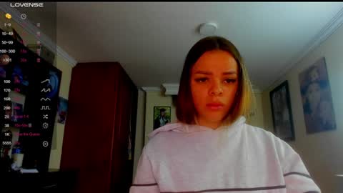 missvalery1 online show from 06.10.26