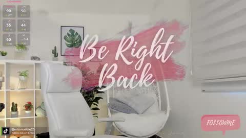 Snapshot of missvancouver_ chatting on 09.19.25 Mafe Jimenez online show from 09.19.25