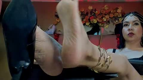 Victoria  online show from 01.08.26