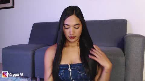 missvirggii online show from 02.09.25