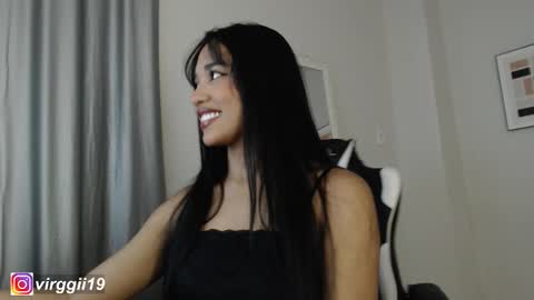 missvirggii online show from 10.10.25