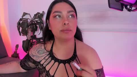 Pau OFmissweetpeach online show from 09.11.25