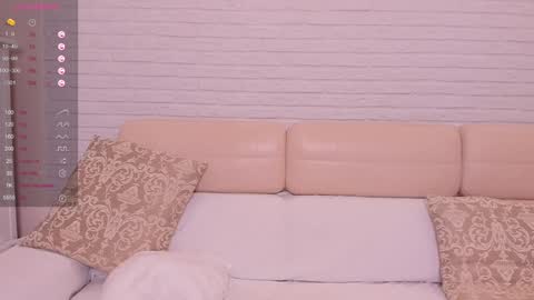 Snapshot of missxcaprice chatting on 01.21.25 missxcaprice online show from 01.21.25