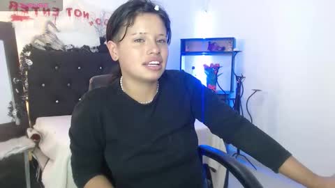 Snapshot of missy_eyess chatting on 10.28.25 missy_eyess online show from 10.28.25