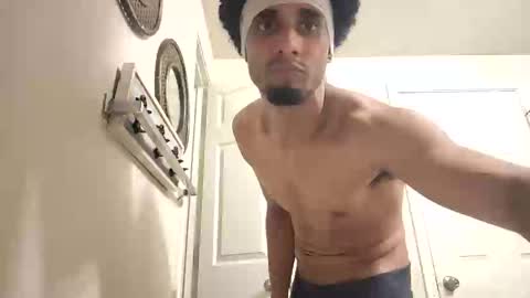 Snapshot of mister7117 chatting on 11.16.25 Ayejay online show from 11.16.25