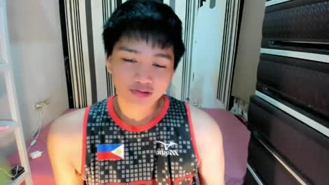 Snapshot of mister_officer chatting on 04.04.26 SAINT SACHI will make your day online show from 04.04.26