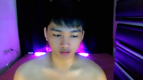 Snapshot of mister_officer chatting on 04.21.26 SAINT SACHI will make your day online show from 04.21.26