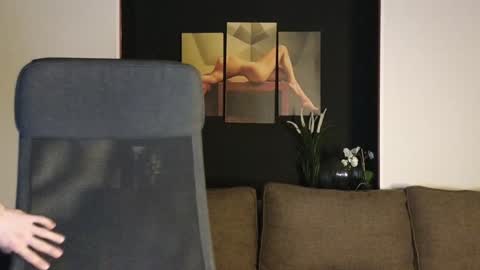 Snapshot of misterhult chatting on 12.10.24 My name is Anton Bogatyrev online show from 12.10.24
