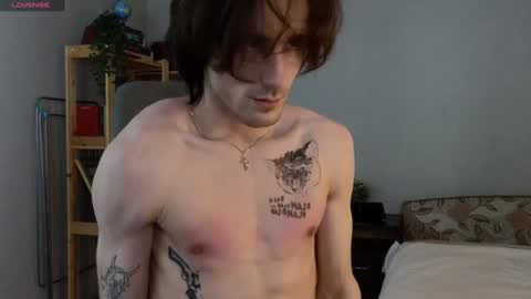 Snapshot of misterhult chatting on 01.17.25 My name is Anton Bogatyrev online show from 01.17.25