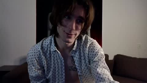 Snapshot of misterhult chatting on 01.23.25 My name is Anton Bogatyrev online show from 01.23.25