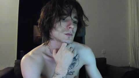 Snapshot of misterhult chatting on 02.07.25 My name is Anton Bogatyrev online show from 02.07.25