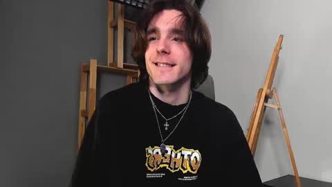 Snapshot of misterhult chatting on 02.12.25 My name is Anton Bogatyrev online show from 02.12.25