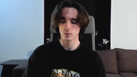 Snapshot of misterhult chatting on 02.13.25 My name is Anton Bogatyrev online show from 02.13.25