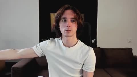 Snapshot of misterhult chatting on 02.22.25 My name is Anton Bogatyrev online show from 02.22.25