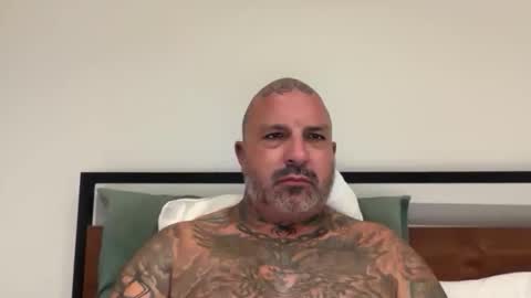 Snapshot of mistertattoo3000 chatting on 03.02.26 mistertattoo3000 online show from 03.02.26