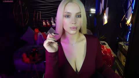 Darsy online show from 02.22.25