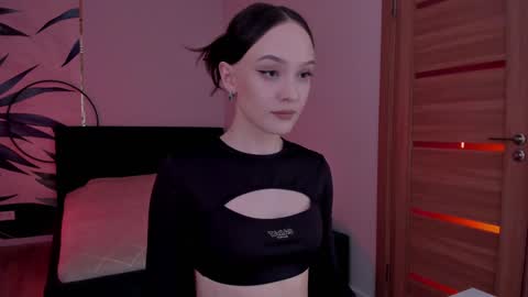 Mistress Mia online show from 12.16.24