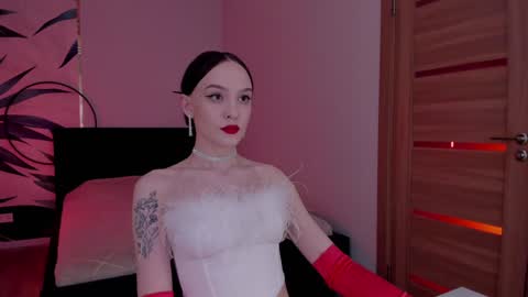 Mistress Mia online show from 12.22.24