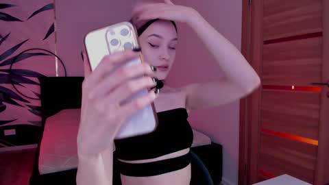 Mistress Mia online show from 01.25.25