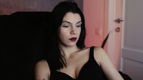 Snapshot of mistress_rochelle chatting on 01.22.25 Miss Rochelle online show from 01.22.25