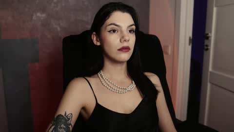 Snapshot of mistress_rochelle chatting on 03.02.25 Miss Rochelle online show from 03.02.25