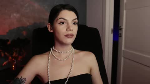 Snapshot of mistress_rochelle chatting on 03.04.25 Miss Rochelle online show from 03.04.25