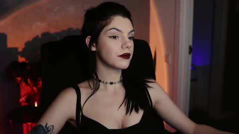 Snapshot of mistress_rochelle chatting on 03.05.25 Miss Rochelle online show from 03.05.25