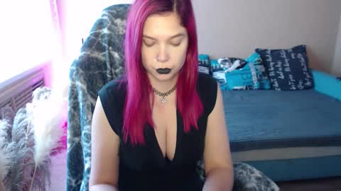 Miss Bailey online show from 10.23.25