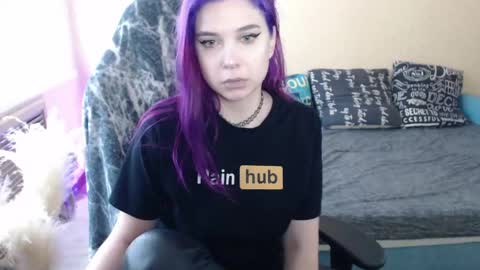 Miss Bailey online show from 04.13.26